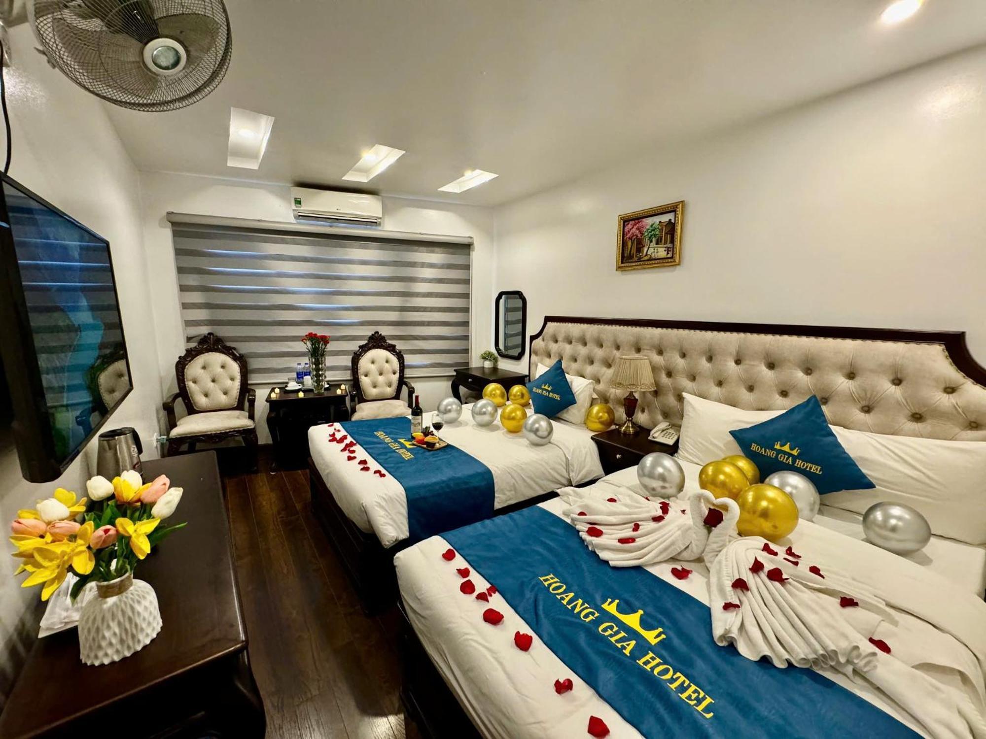 Hoang Gia Hotel Nhan Hoa Hanoi Buitenkant foto