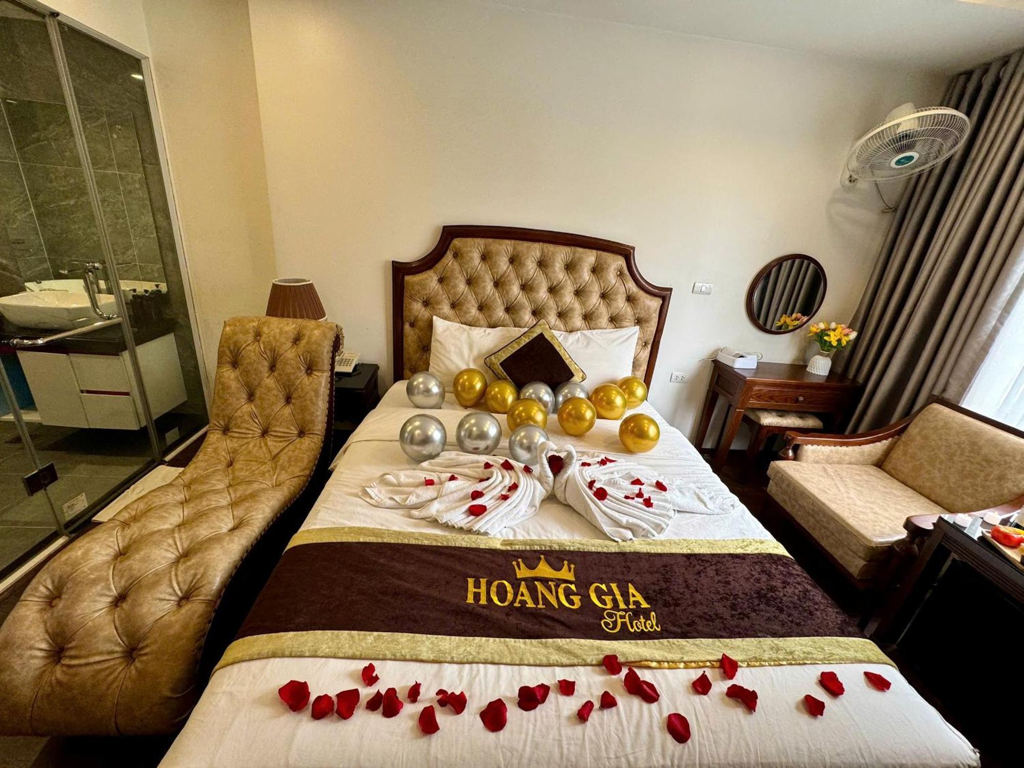 Hoang Gia Hotel Nhan Hoa Hanoi Buitenkant foto