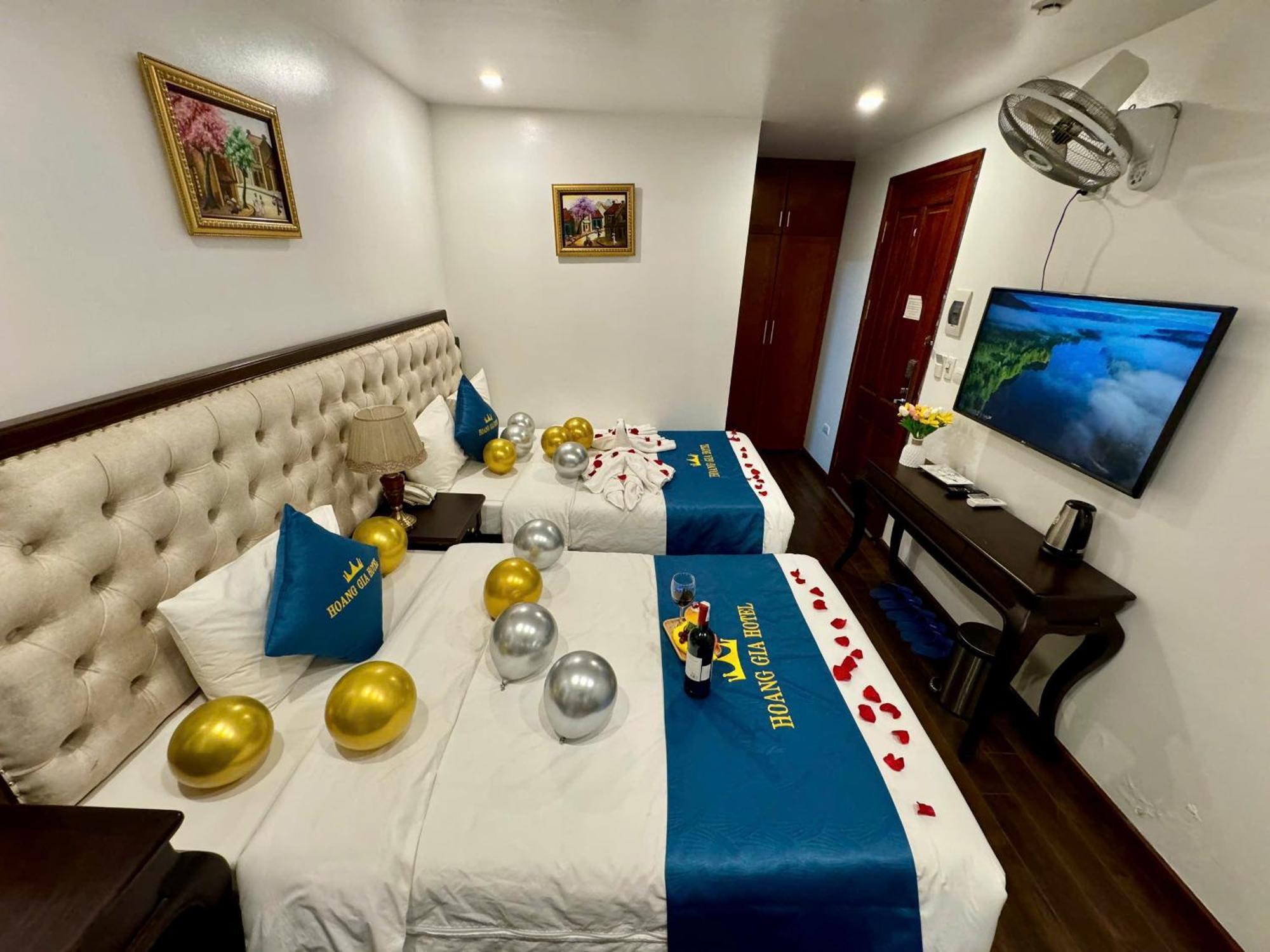 Hoang Gia Hotel Nhan Hoa Hanoi Buitenkant foto