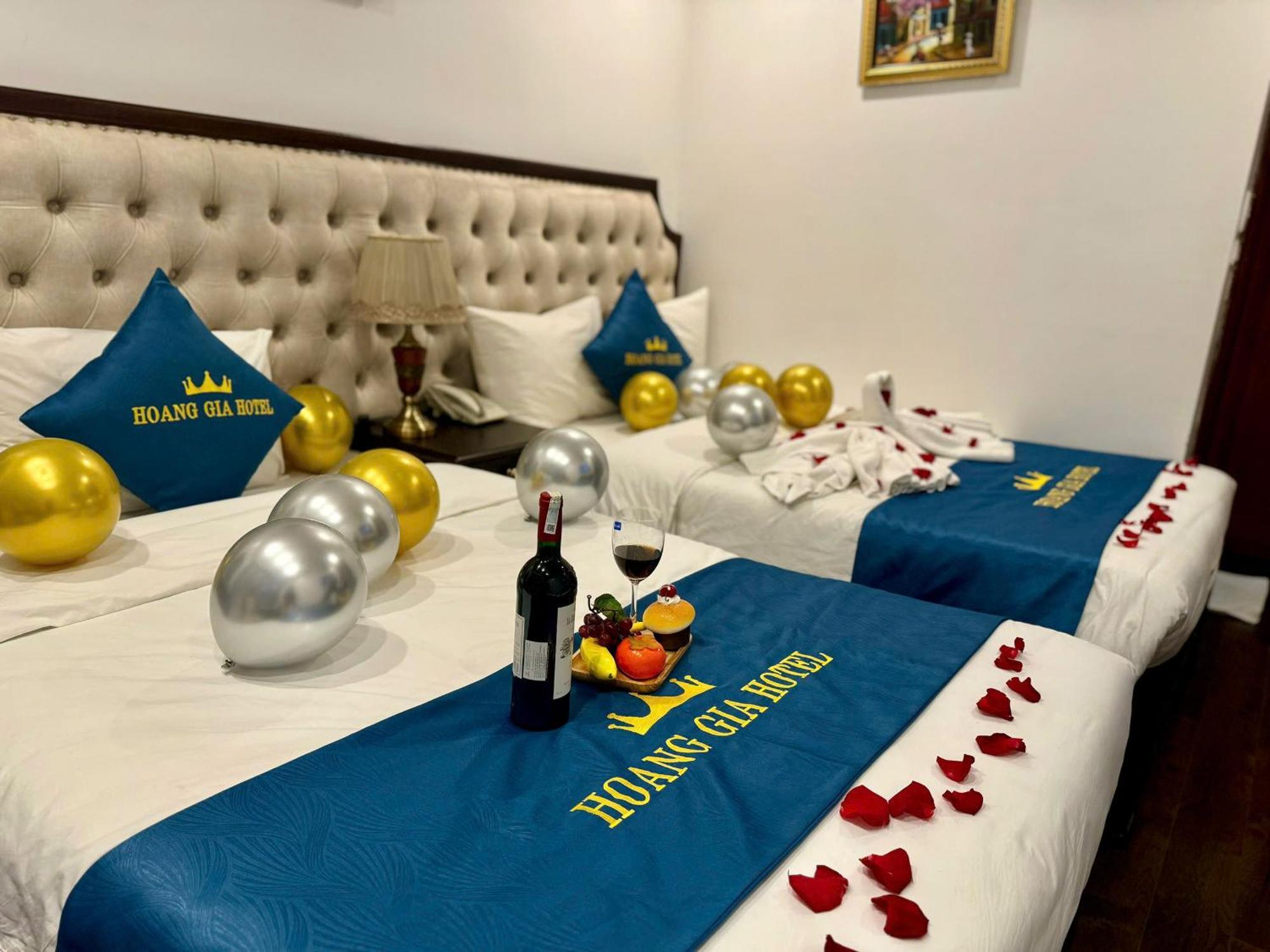 Hoang Gia Hotel Nhan Hoa Hanoi Buitenkant foto