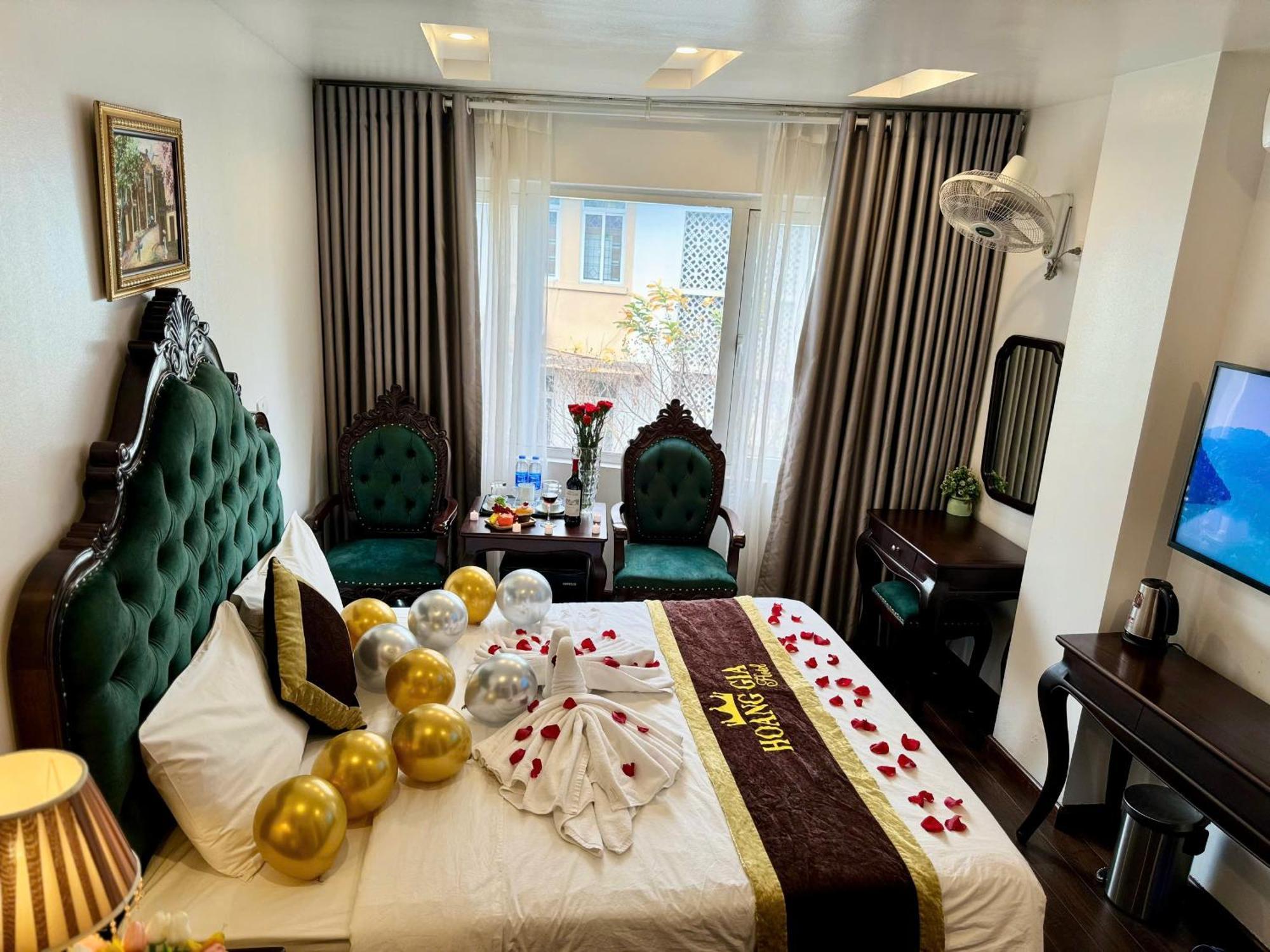 Hoang Gia Hotel Nhan Hoa Hanoi Buitenkant foto