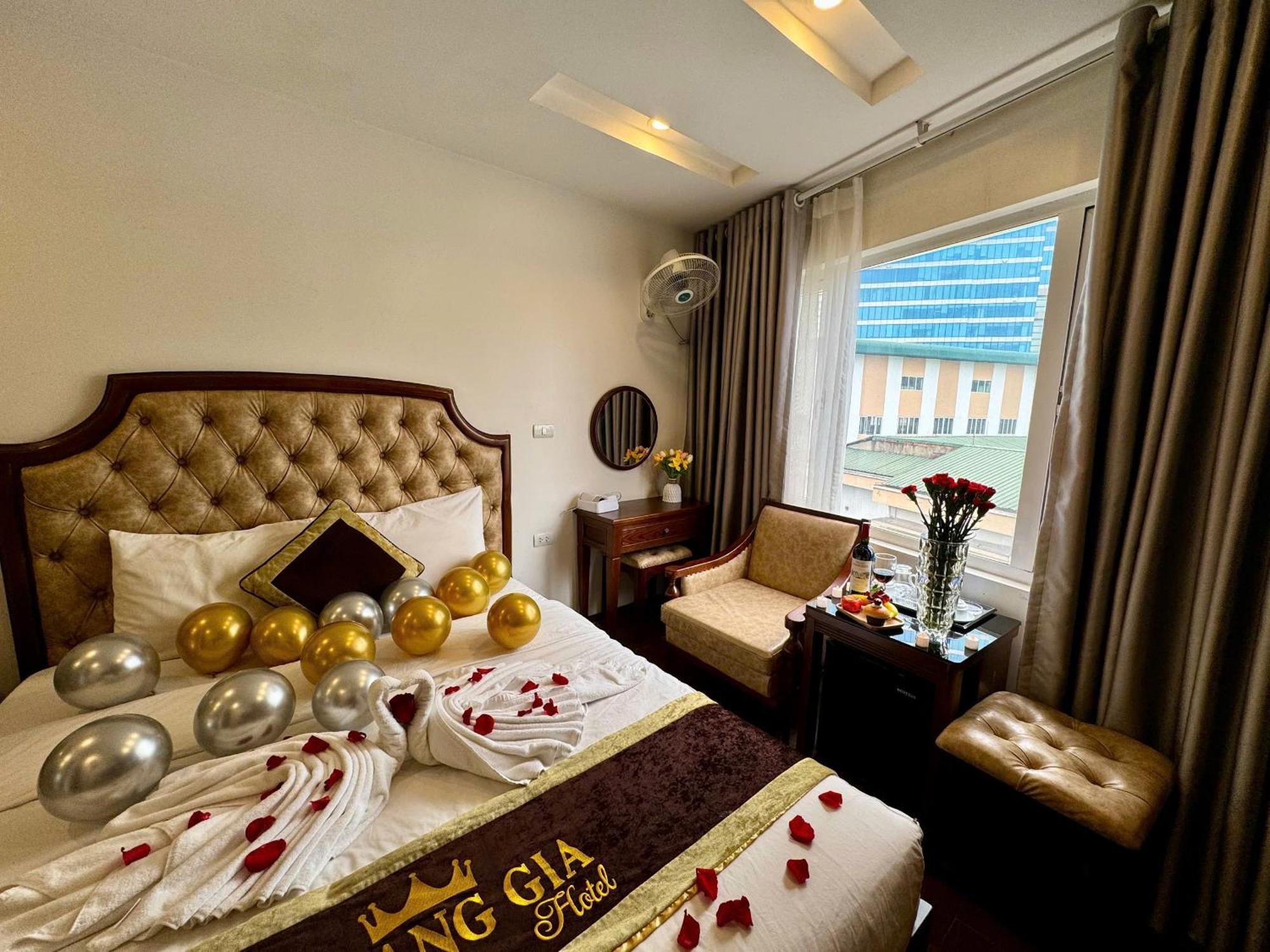 Hoang Gia Hotel Nhan Hoa Hanoi Buitenkant foto