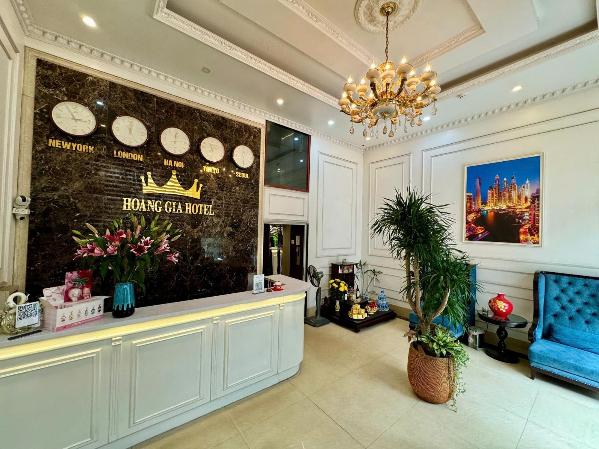 Hoang Gia Hotel Nhan Hoa Hanoi Buitenkant foto