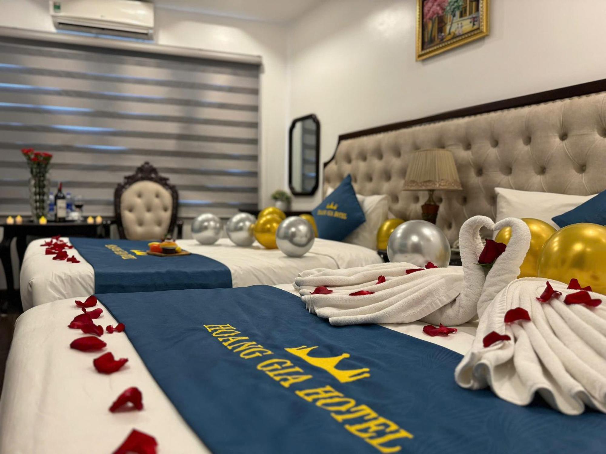 Hoang Gia Hotel Nhan Hoa Hanoi Buitenkant foto
